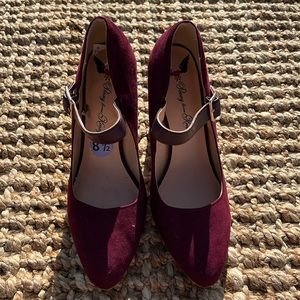 Womens Maroon Chunky Heel